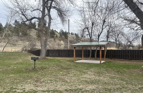 Sturgis RV Rental | Unique Glamping tent with 2 twin beds in Sturgis South Dakota