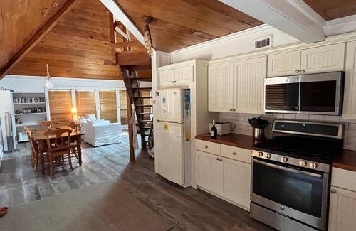 Cape San Blas House | Unique Gulf Side Home with easy access to beach