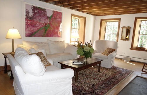 Glendale House | Unique Historic Property With Modern Comforts And Amenities In Great Location