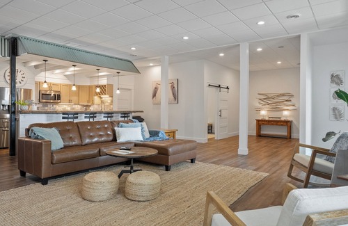 Crane Hill Villa | Unique home on the waters edge with no stairs to lake & pontoon rental option