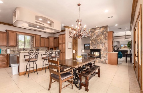 Cave Creek House | Unique home with mountain views close to downtown