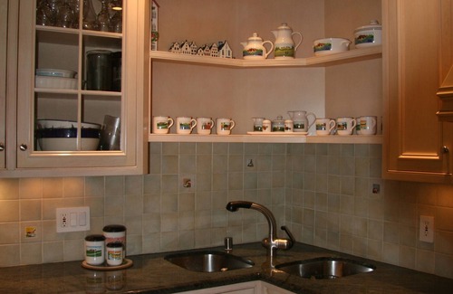 Lake Street Condo | Unique location on dead end street and the Presidio.