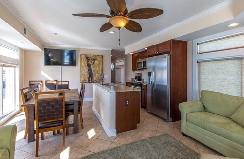 Ponchartrain Park House | Unique Luxury Two Bedroom Floating Villa at