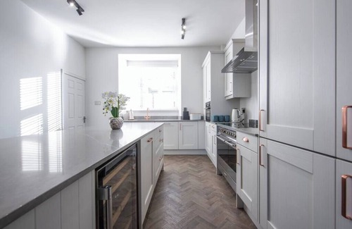 Amlwch House | Unique Millbank Estate in Amlwch