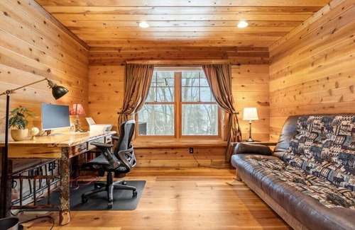 Longville House | Unique Northwoods Getaway on Private Island