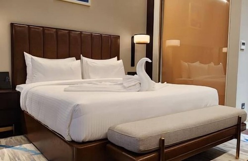 Valsad Hotel | Unique Resort & Lifestyle