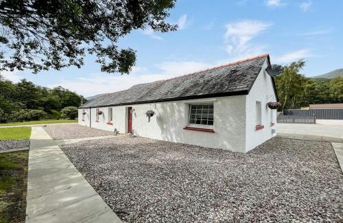 Kinlochleven House | Unique restored Old Post Office