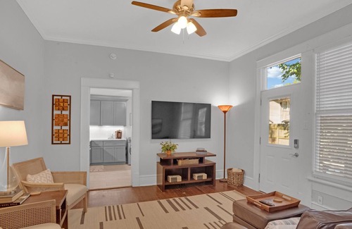 Caddo Heights-South Highlands Apartment | Unique Retreat on Stephenson