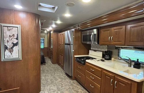 Port Richey House | Unique RV Stay with All the Essentials