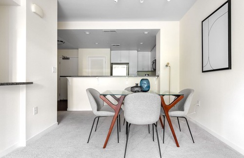 Santa Clara Apartment | Unique Santa Clara 1BR w/Parking, Gym, walk to Groceries, by Blueground