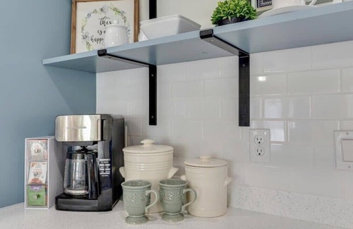 Orem House | Unique Shared Retreat: Spacious Private Rooms w/Shared Kitchen. Waffles too!