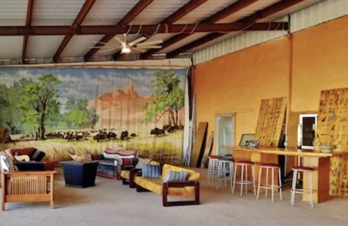 Truth or Consequences Resort | Unique Stay- Sleep in an art gallery with private Hot Springs Tub