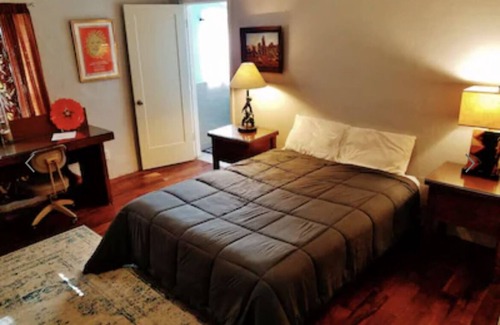 Truth or Consequences Resort | Unique Stay- Sleep in an art gallery with private Hot Springs Tub
