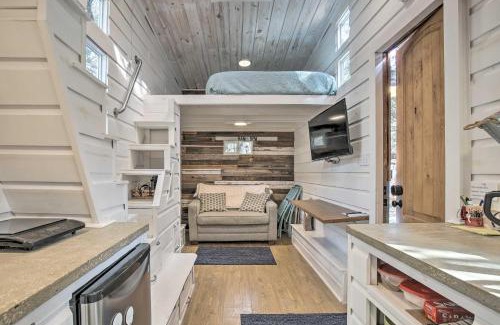 North San Antonio - SAT Apartment | Unique Stay Tiny Everest San Antonio Home!