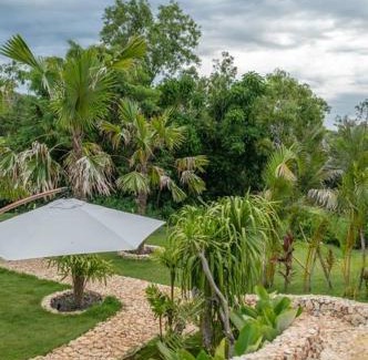 Uluwatu Villa | Unique Tropical Villa in Uluwatu
