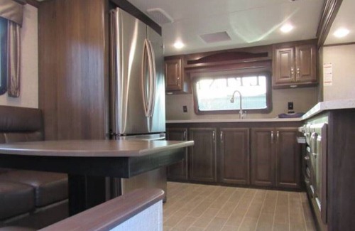 Spring Hill House | Unique vacation RV Living, USD70 per nights