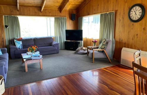 Kaiteriteri House | Unit 12 Kaiteri Apartments and Holiday Homes