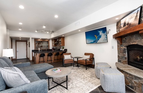 North Park City Condo | Unit 140 - Ski In/Ski Out Luxury Condo with Fireplace, Pool, Hot Tub, A/C