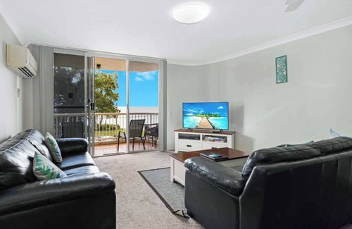 Torquay Apartment | Unit 15 Charlton on the Esplanade