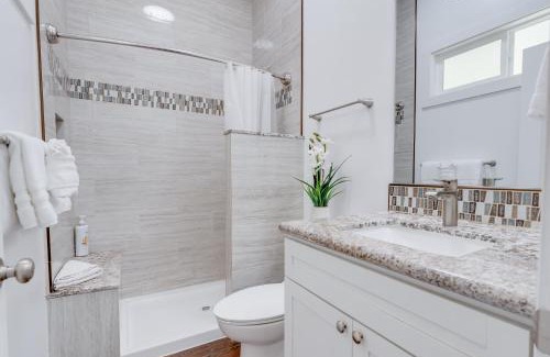 Wailuku Apartment | Unit 15 Maui Ohana Modern Studio