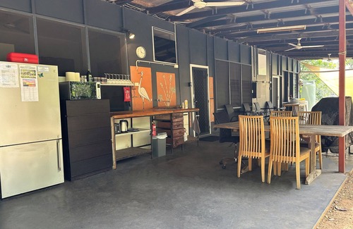 Wagait Beach Apartment | Unit 2 Golden Sands Retreat, Self-Contained Unit in Wagait Beach