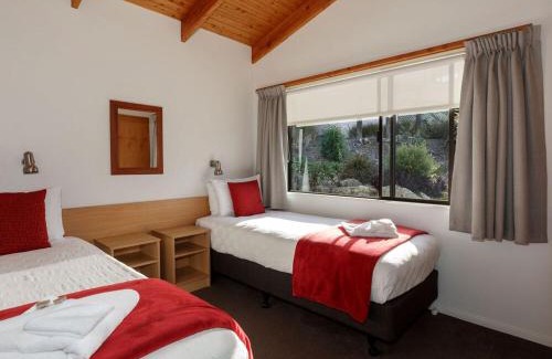 Kaiteriteri House | Unit 2 Kaiteri Apartments and Holiday Homes