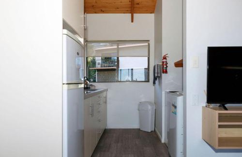 Kaiteriteri House | Unit 2 Kaiteri Apartments and Holiday Homes