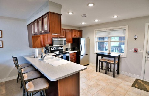 Birchwood Apartment | Unit 207 2 BDRM 2 BA condo