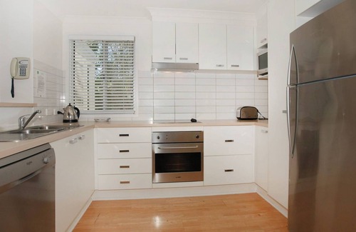 Marcoola Apartment | Unit 4 'Marcoola Sands' on Petrie Avenue