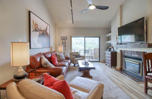 Avon House | Unit 520 - 3br condo with balcony views