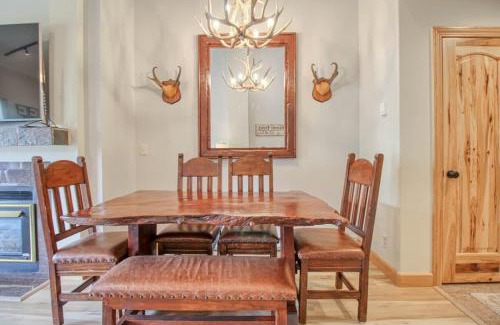 Avon House | Unit 520 - 3br condo with balcony views