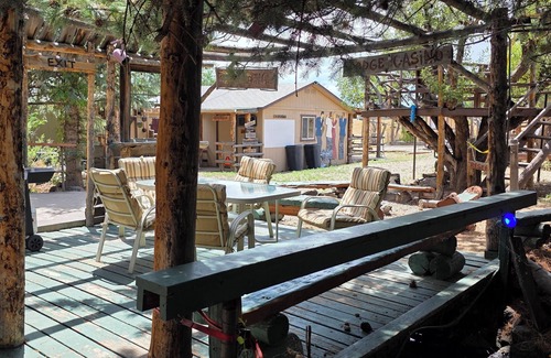 Cedaredge Cabin | Unit 6 at the Cedaredge Lodge – "Where Quiet Moments Become Lasting Memories”