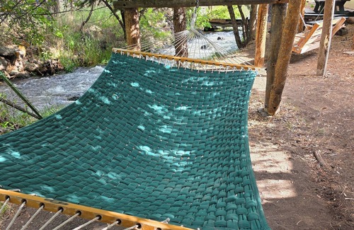 Cedaredge Cabin | Unit 6 at the Cedaredge Lodge – "Where Quiet Moments Become Lasting Memories”