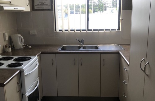Emu Park Apartment | Unit 6 Pattison