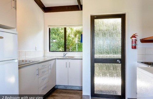 Kaiteriteri House | Unit 7 Kaiteri Apartments and Holiday Homes