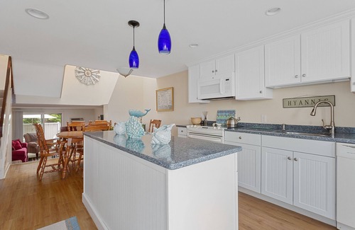 Hyannis Condo | Unit 7 Poolside 2BD-A/C, Private Balcony, Association Beach & Pool