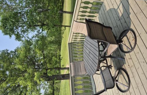 Birchwood Apartment | Unit 701 5 bd 3 ba condo