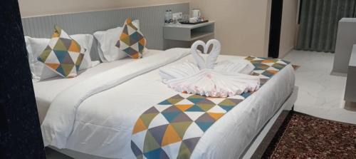 Rajpipla Apartment | UNiTY MADHAV HOMESTAY