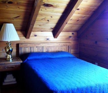 Moose River Cabin | Unity Sky Lodge