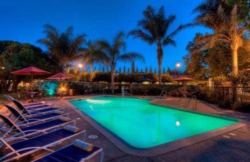 Davis Hotel | University Park Inn & Suites