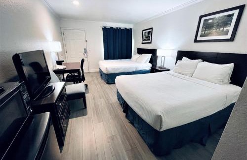 Davis Hotel | University Park Inn & Suites