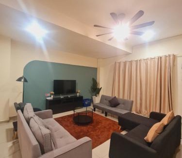 Gelugor House | UniVilla- Ideal Family Home for 18pax