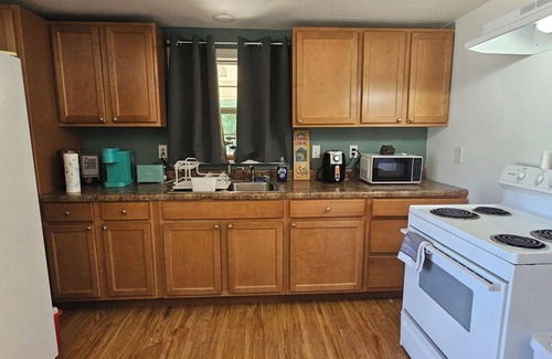 Lake Whitney Cabin | Unlock your next adventure at this cozy cabin on Lake Whitney.
