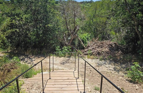 Lake Whitney Cabin | Unlock your next adventure at this cozy cabin on Lake Whitney.