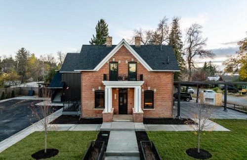 Downtown Bozeman House | Unmatched Privacy & Luxury for the Entire Family