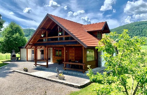 Bihac House | Unna-E Luxury House