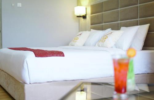 Padang Hotel | UNP Hotel & Convention