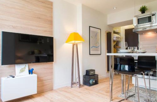 Madeleine-Champ de Mars Apartment | Unsejouranantes - Le Magellan