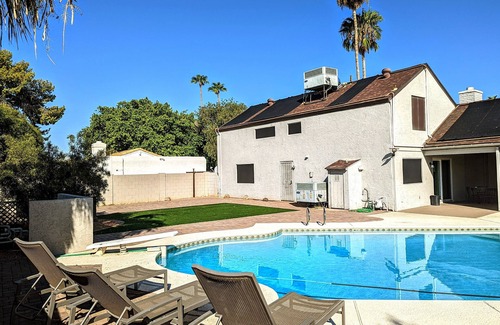 Lake Biltmore Village House | Unshared Private Bedroom with Pool- For Staycation or to Host Small Gathering