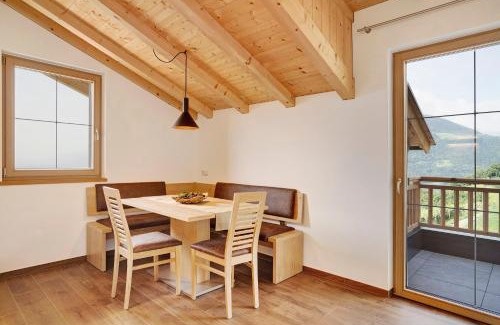 Lagundo Apartment | Unterötzbauerhof - Fewo Weinberg